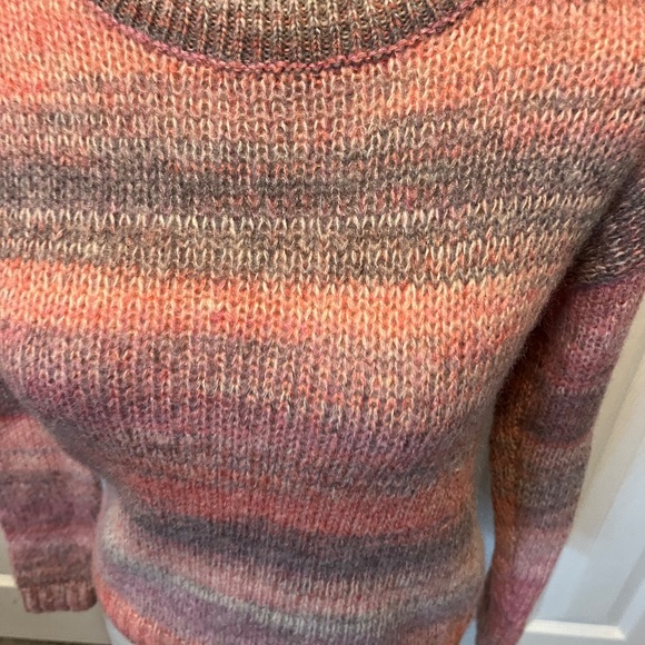 Something Navy size XS wool blend pullover - Picture 4 of 15